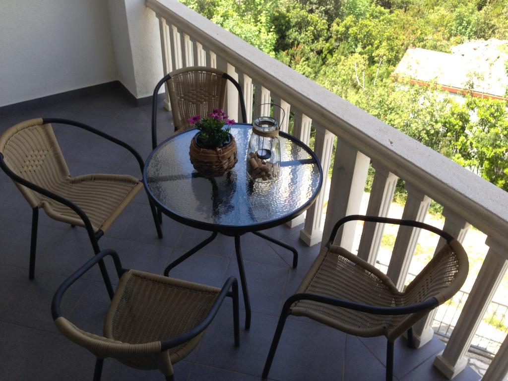 Apartmani Lazarevic ルスティサ エクステリア 写真